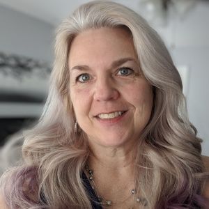 Meet your Posher, Mandy